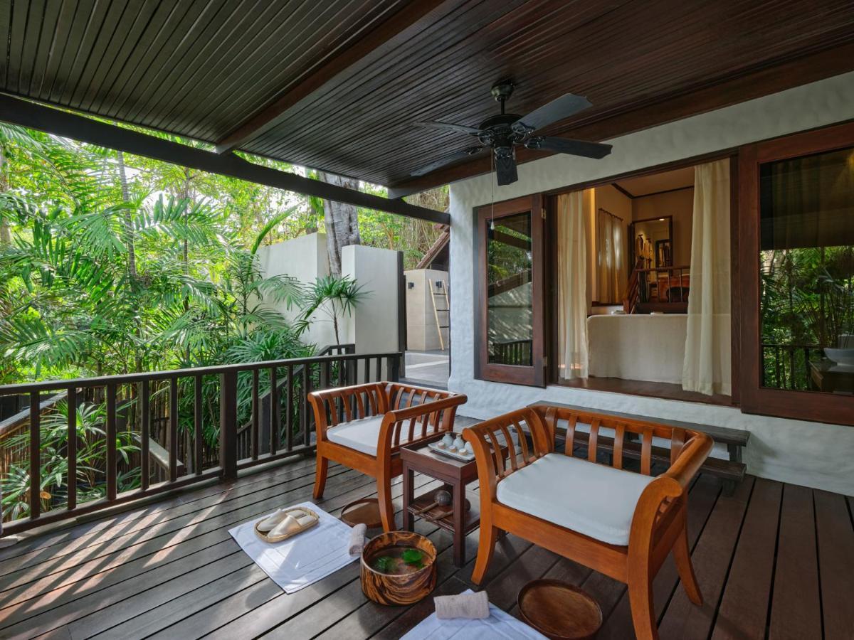 Garrya Tongsai Bay Samui Hotel Choeng Mon Eksteriør billede A private balcony at the BANYAN TREE, Phuket